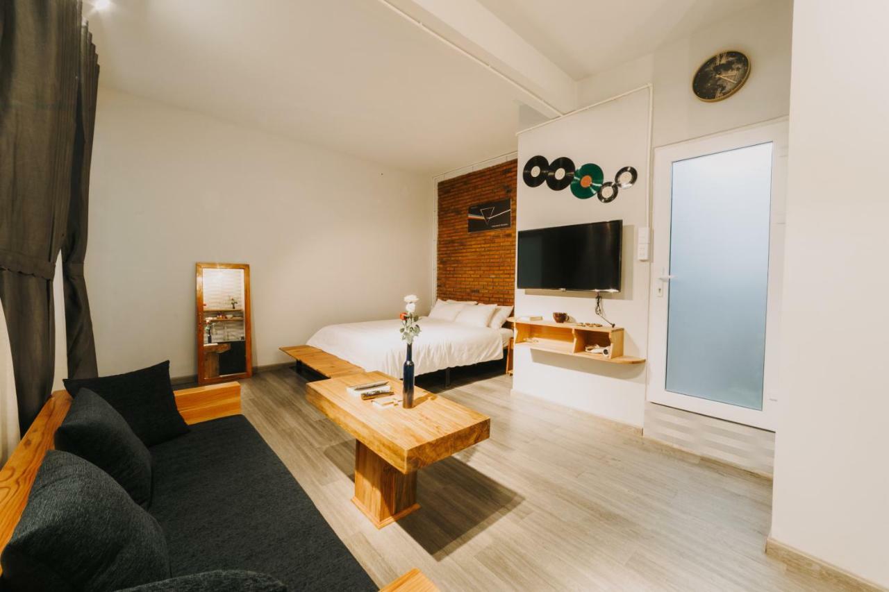 Góc Phố Studio Hotel Dalat Exterior foto